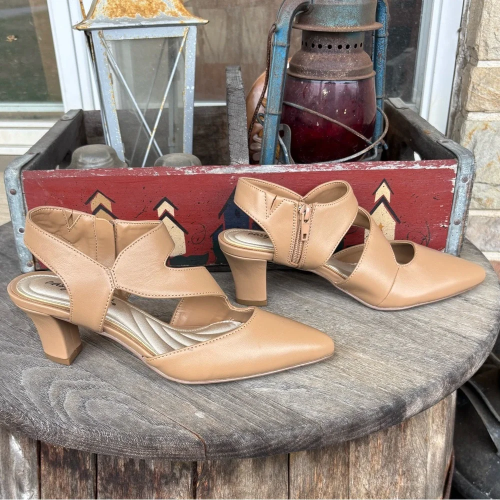 Easy Street Venue‎ Asymmetrical Tan Heels
